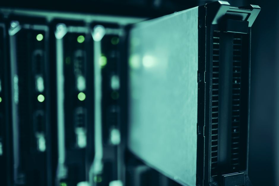 DeepSeek本地部署对应的制造业AI整体框架图